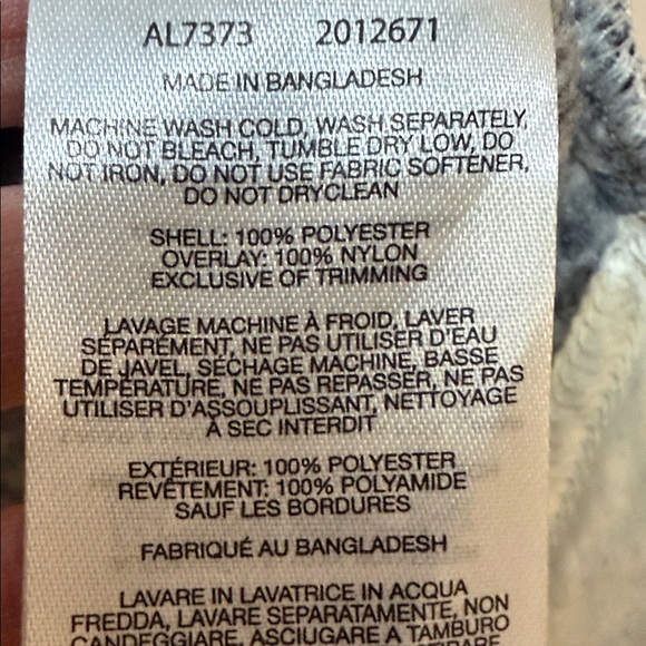 Columbia Gray and White Women's Sweatshirt - Picture 3 of 8